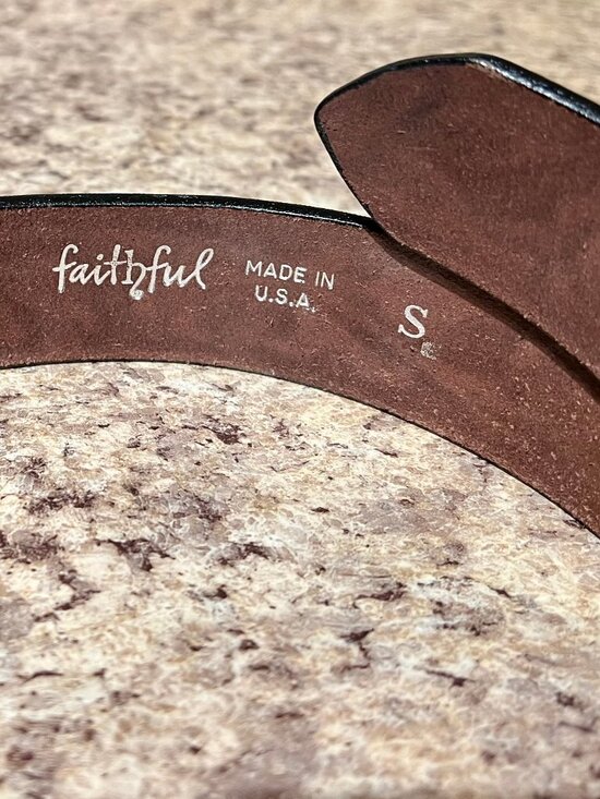 *NEW* FAITHFUL Premium leather belt, Embossed floral design, Golden cameo, Small main image 7